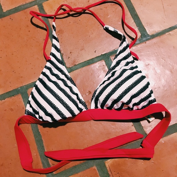 bikini tops - Picture 2 of 3